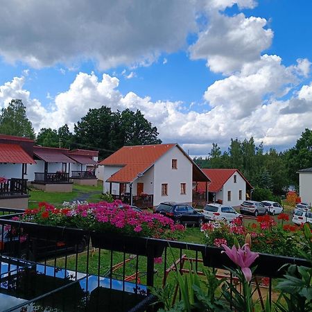 Chaty A Apartmany Hracholusky Kemp Kosatka Pnovany Dış mekan fotoğraf