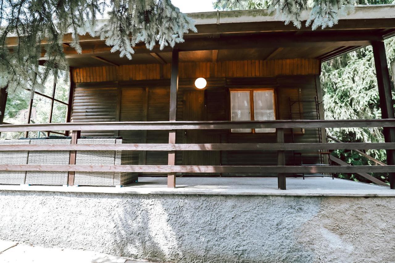 Chaty A Apartmany Hracholusky Kemp Kosatka Pnovany Dış mekan fotoğraf