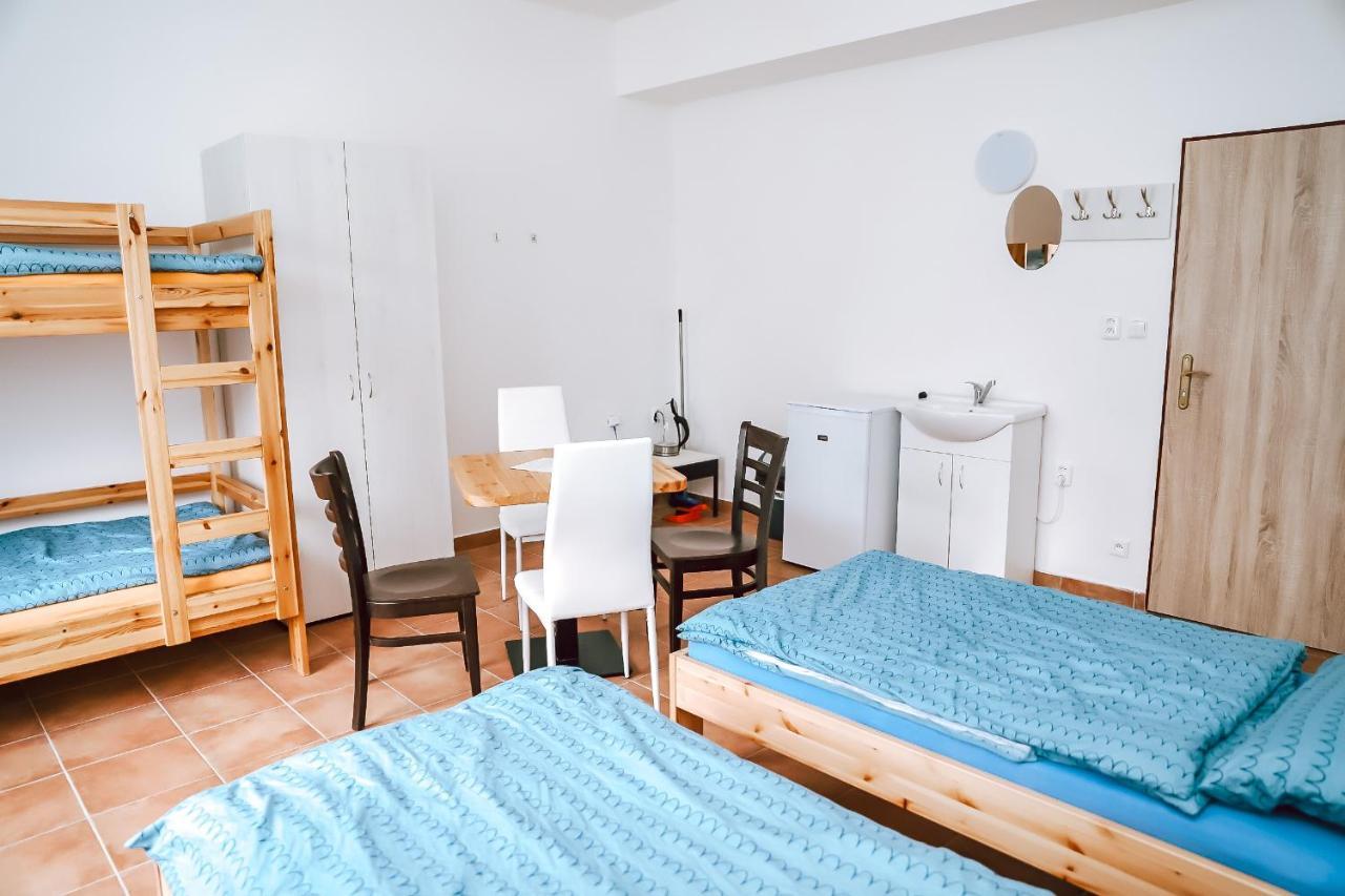 Chaty A Apartmany Hracholusky Kemp Kosatka Pnovany Dış mekan fotoğraf