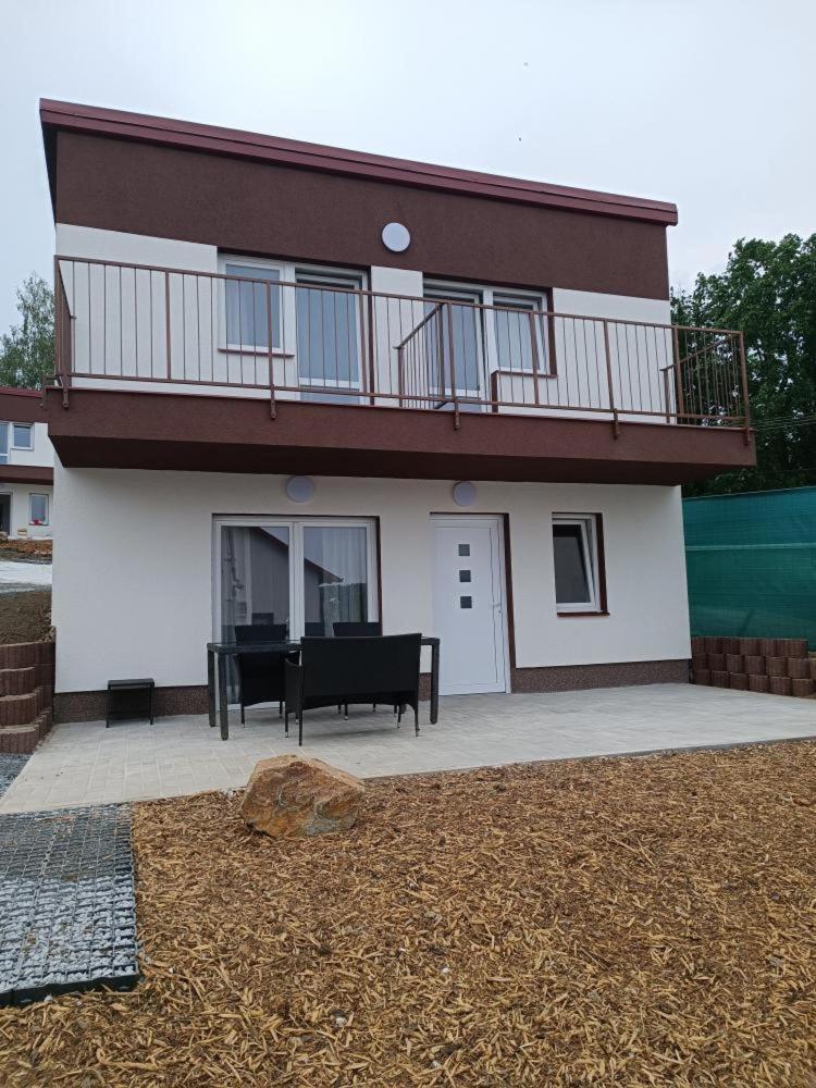 Chaty A Apartmany Hracholusky Kemp Kosatka Pnovany Dış mekan fotoğraf
